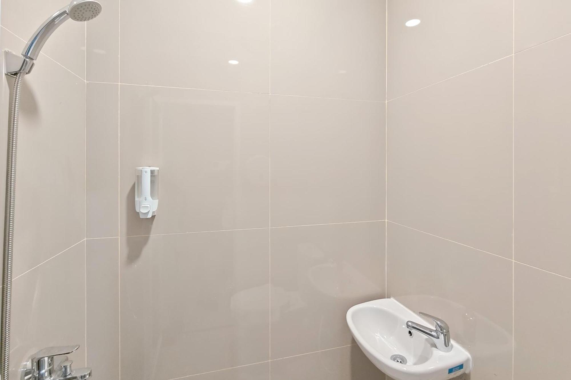 Urbanview Green Lake Sunter Residence Jakarta Extérieur photo